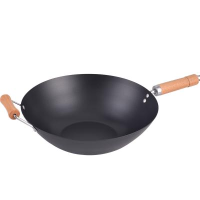 China Viable Custom Chinese Kitchenware 1.5mm Thickness Two Layer Stick Carbon Steel No 14/35.5cm Wok With Wooden Lid for sale