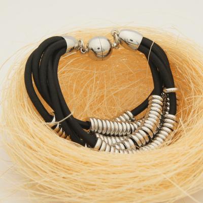 China Trendy fashion jewelry five layers platinum rope color black rubber bracelet pearl unisex party gift for sale