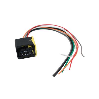 China WDCT-WEW PLASTIC TAIL LAMP WIRE HARNESS CONNECTOR PLUG FOR BENZ TRUCK for sale