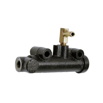 China Truck Transmission System CLUTCH MASTER CYLINDER 1-47500239 147500239 FOR JAPANESE ISUZU TRUCK for sale