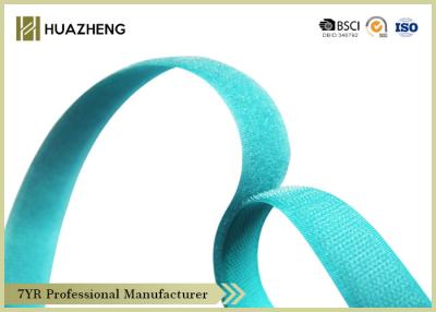 China O equipamento instala o azul do nylon 20mm do rolo do gancho e da fita do laço à venda