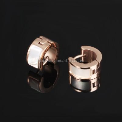 China Fashion 316l Stainless Steel Shell Hoop Earrings Huggie Earrings Wholesale Costume Jewelry for sale