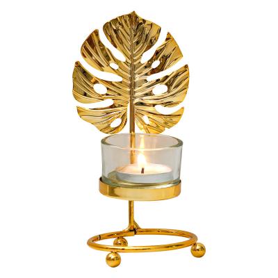 China Modern home decoration metal cylindrical nest plated candle holder table decoration for romantic dinner for sale