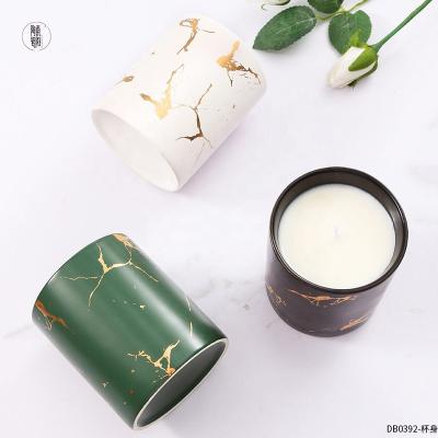 China Wholesale Home Decoration Ceramic Candle Cups Simple Solid Color Candle Containers With Lids And Boxes for sale