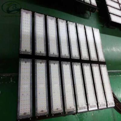 China Sports Stadiums Wholesale IP65 90w 150w 280w 1000w 85-265vac 125-135lm/w Module Led Flood Light for sale