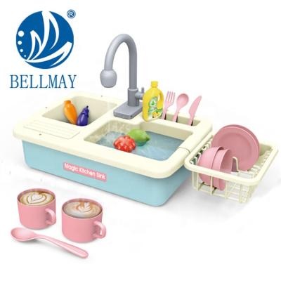 China Bemay Plastic Toy Amazon Hot Sale Kids Plastic Pretend Play Kitchen Set Real Faucet Wash Bombs Sink Toys for sale