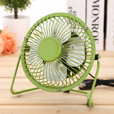 China Lower Noise Mini USB Fan 4inch Quality CE RoHs Certificate Desktop Fan for sale