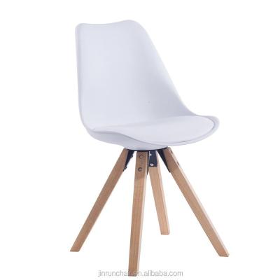 China Durable Popular PP Bar Chair With Wooden Legs Leisure Chair for sale