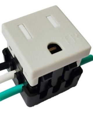 China Tamper Resistant 125V 15A American Plug Socket for sale