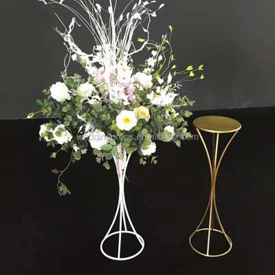 China Tall Centerpiece Stands Wedding Table Decorations Iron Metal Centerpiece Holders for sale