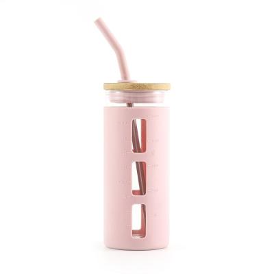 China 500ml Viable High Borosilicate Milk Tea Cups Protective Glass Water Bottle With Straw And Silicone Sleeve for sale