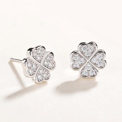 China Cute Fashion CLASSIC Minimalist Lucky Four Leaf Clover Diamond Earrings 925 Sterling Silver Stud Earrings for sale