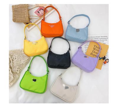 China Fashion Korean version of the new fashion children's armpit bag style foreign girl lung cross accessories bag fashion candy color should for sale