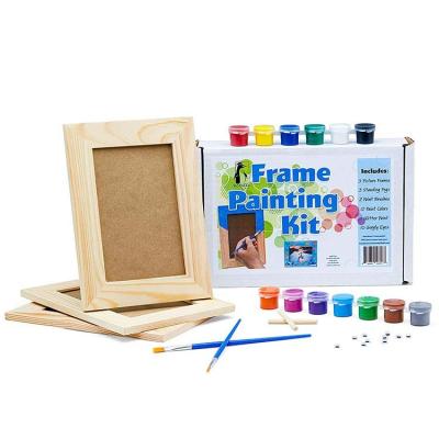 China Eco-friendly picture frame painting craft kit, DIY arts and crafts kit, 3 unfinished solid wood picture frames (6X4 photos) with wooden stand for sale