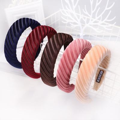 China Winter Hair Circle Fashion Solid Color Velvet Headband Women Hair Accessories Korean Sponge Padded Plush Headband New Hair Decoration for sale