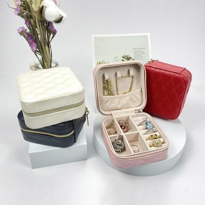 China Fashoion New Organizer Display Travel Rings Case Boxes Travel Storage Organizer Earring Holder Packaging Portable Leather Jewelry Box for sale