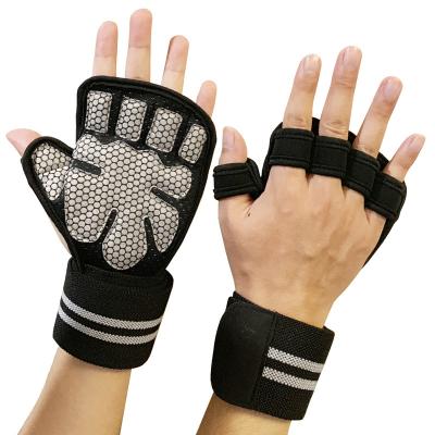 China Newest Custom Design Best Fitness Gym Weightlifting Gloves Comfortable Custom Made With Wrist Wraps for sale