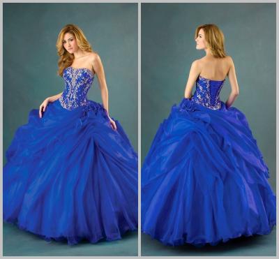 China Organza Embroidery Quinceanera Dresses Princess with Pick Ups Flowers for sale