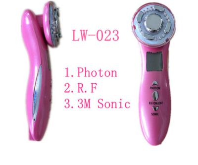 China Portable Multifunction Face Lifting Skin Care Devices with Painless Sine Wave RF for sale