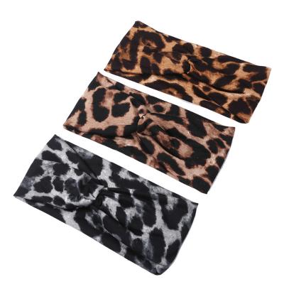 China 2021 new popular fashion wholesale girls headband leopard print fabric headwear women headband for sale