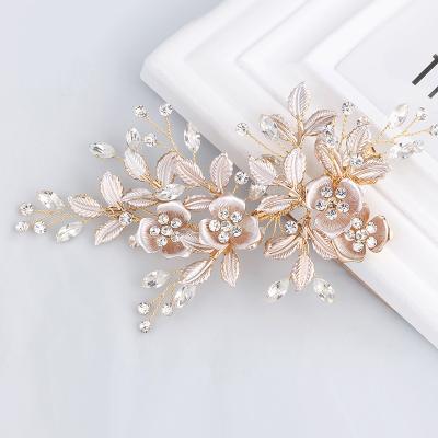 China Fashionable the new style hot selling 2021 bridal hair fashion headdress zircon simple design headdress flower bride wedding hair accessories for sale