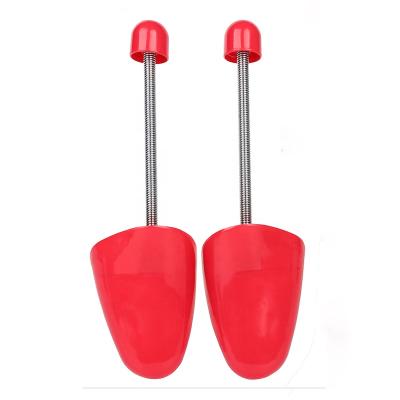 China Shoe Stretching Factory Wholesale In Running Adjustable Plastic Shoe Tree Shoe Expander Stretcher for sale