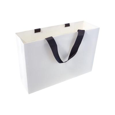 China Recyclable Printing With Your Logos Luxury Gift Boutique Ribbon handle White Jewelry Packaging Small Shopping Clothing Paper Bags for sale