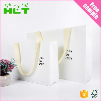 China 2017 Wholesale Recyclable Christmas Gift Shopping Bag Luxury Paper Price for sale