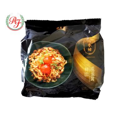 China Natural Special Flavor Salted Egg Yolk Dried Noodles Served With Soysauce for sale