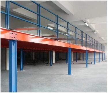 China Q235 Steel Mezzanine Platform with Polywood Floor Custom Width for sale