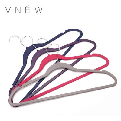 China Eco - Friendly Material Hangers For Plastic Black Fabrics Clothes Anti - Slip Plastic Hanger for sale