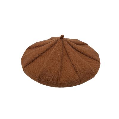 China Winter Comfortable Warm Pure Color Woolen Fashion Beret Simple Pleated Wholesale for sale