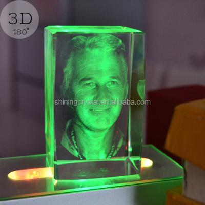 China Europe EXPO March 2022 LED Lights Person Photo 3d Laser Engraving Crystal Cube for sale