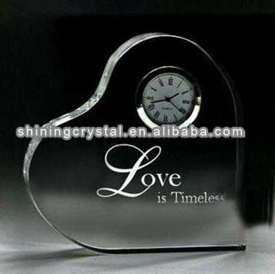 China China March EXPO 2022 Wedding Favor Heart Crystal Clock For Gifts for sale