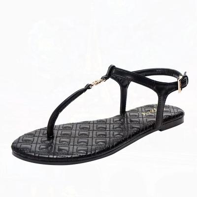 China Custom Made Women's Fashion Home Beach Buckle Flip Flop Home Slippers Metal Buckle Summer Shoes for sale