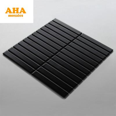 China Wholesale Modern Kitchen Backsplash Wall Glazed Black Glossy Ceramic Strip Bond Homer Mosaic Tile Stack for sale