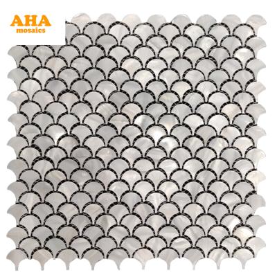 China Fashion Factory Price Irregular Polished Shell Mosaic Tile Luxury Fish Scales Mosaic For Bathroom Wall for sale