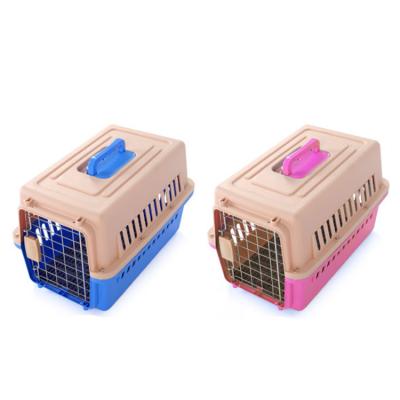 China Breathable Lightweight Plastic Outdoor Travel Box Dogs Cats Kennel Crate Airline Approved Pet Carriers for sale