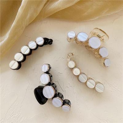 China Korean style pearl shark shell pearl clip European and American elegant imitation hair accessories lazy temperament bathing hair clip head back clip for sale