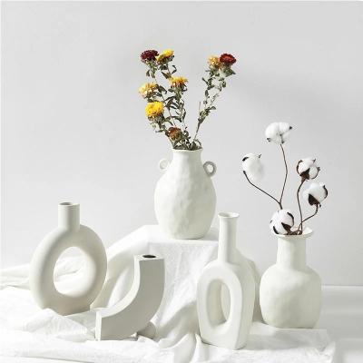 China Central Statistical Institute Minimalist Nordic Ceramic Vase Home Decoration Ornaments Crafts Flower Pot Vegetarian Ceramic Art Vases Home Decoration Ornament Gifts for sale