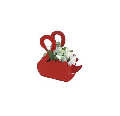 China Recycled Materials Wholesale Custom Swan Shape Cardboard Wedding Flower Boxes For Strawberries And Flowers for sale