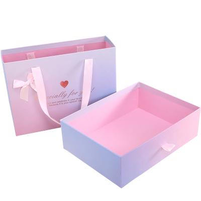 China Recycled Materials Hot Sale Married Wedding Gift Bag With Eco Friendly Material for sale