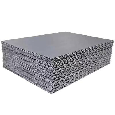 China Plastic Corrugated Sheet PP Honeycomb Panel Hollow Box Waterproof for sale