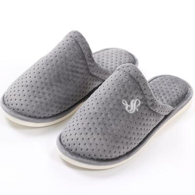 China Anti-odor New Arrival Fancy Winter Warm Ladies Home Slippers Made in China for sale