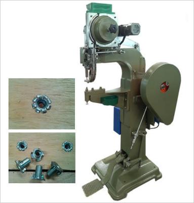 중국 Furniture Rivet Punching Machine M8 Foot Nail Machine 판매용