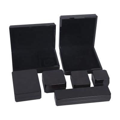 China Customized Recyclable Logo Black Velvet Wooden Jewelry Packaging Box Earring Necklace Pendant Box for sale