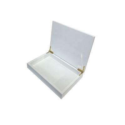 China Biodegradable Empty Luxury Wedding Wooden Food Packaging Chocolate Boxes for sale