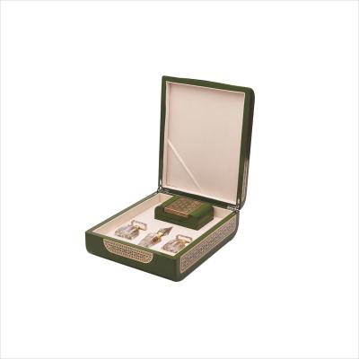 China Biodegradable Decorative Muslim Best Style Wooden Perfume Packaging Box With Copper Stick On The Surface for sale