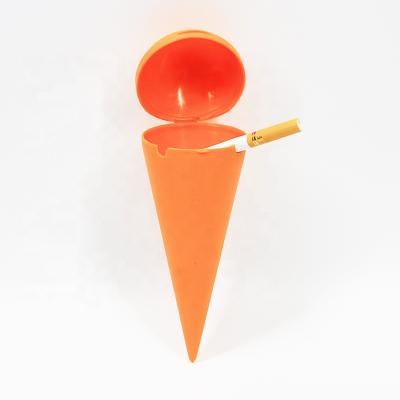 China UKETA Cone Shape Beach Cheap Heat Resistant Cute Eco-friendly Cute Portable Plastic Ashtray for sale