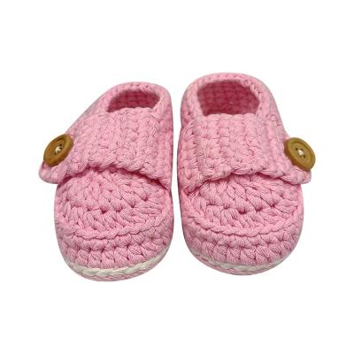 China Deodorization Crochet Shoes Little Babies Handmade Button Winter Shoes For Infants for sale